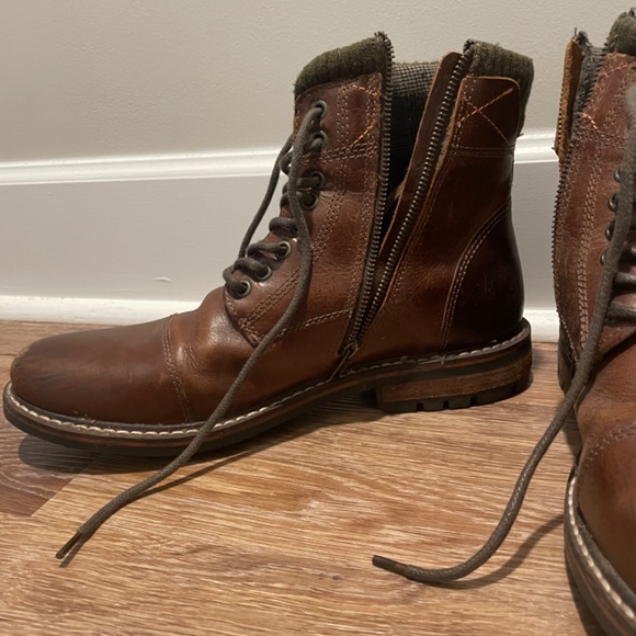 Crevo Men’s Camden Leather Boots Memory Foam Soles - Picture 2 of 10